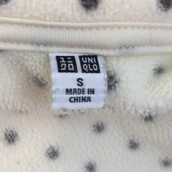 Uniqlo women's size Small polka dot fleece jacket. - Picture 6 of 8
